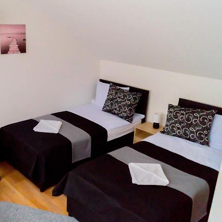 Blaha Panzio Bed & Breakfast Nyíregyháza Екстериор снимка