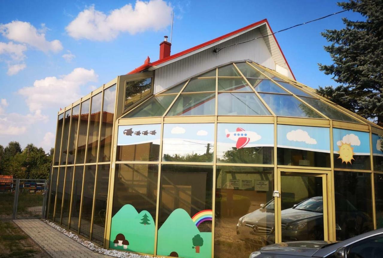 Blaha Panzio Bed & Breakfast Nyíregyháza Екстериор снимка
